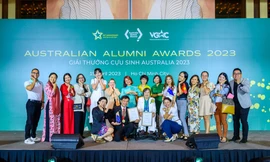 Tôn vinh 6 cựu sinh viên có đóng góp cho mối quan hệ ngoại giao Việt Nam – Australia