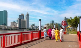 ‘Cầu tình yêu’: Địa điểm mới cho bạn trẻ Sài Gòn đến check-in dịp đầu Xuân