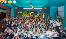 Khoác lên mình khát vọng cống hiến