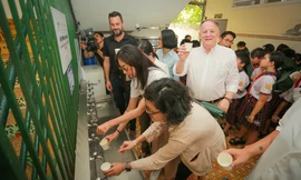 Đem nước sạch về 5 trường học khó khăn ở TPHCM