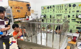 Chế tạo robot vận chuyển nhu yếu phẩm trong khu cách ly