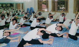 Đừng để tàn phế vì loãng xương