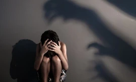 Thầy giáo bị bắt tạm giam vì dâm ô nữ sinh lớp 6