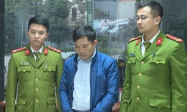 Giám đốc trung tâm đăng kiểm ở Phú Thọ nhận hối lộ gần 200 triệu đồng