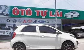 Giá thuê xe tự lái đang tăng gấp đôi giá thường ngày