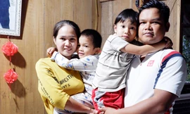 Làng đa dân tộc 