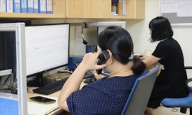 Nhân viên tư vấn tại Tổng đài 111 luôn trong trạng thái sẵn sàng tiếp nhận cuộc gọi nhờ giúp đỡ từ trẻ em