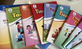 Nhiều chuyên gia cho rằng, ngành giáo dục thực hiện đổi mới chương trình, SGK trong khi chưa chuẩn bị kỹ