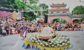 Lễ hội múa rắn tại làng Lệ Mật