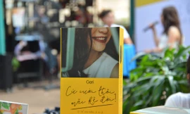 “Cứ Cười Thôi, Mặc Kệ Đời” và thông điệp: Đừng xấu hổ vì đã sống cho chính mình