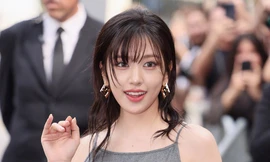 IVE Yujin tại Tuần lễ thời trang Milan: Người khen đẹp trưởng thành, kẻ chê “bà thím”