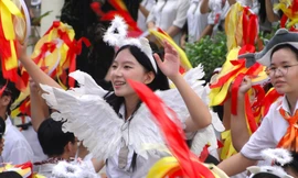 Lễ ra trường của teen Chuyên Lê Hồng Phong (TP.HCM): “Bắt mộng” ký ức và cảm xúc