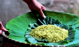 Trung Thu về, nhớ hương cốm Làng Vòng quê tôi thơm dẻo cả tuổi thơ êm đềm