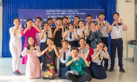 Thi diễn kịch "Vai Diễn Toàn Năng", THPT Mạc Đĩnh Chi như sân khấu "Ơn giời, cậu đây rồi!"