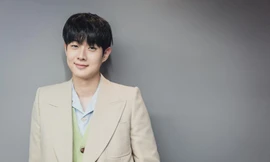 Biết về Choi Woo Sik của “Our Beloved Summer”: Ghét hạ, yêu đông và tài hội họa khó tả