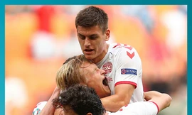 Đan Mạch chơi thứ bóng đá tổng lưc hiện đại 