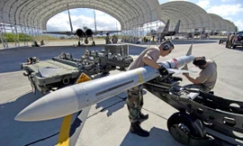 Uy lực tên lửa dẫn đường AIM-7 được Mỹ viện trợ Ukraine