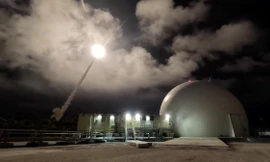 Mỹ thử nghiệm đánh chặn tên lửa đạn đạo phóng từ ngoài khơi đảo Guam