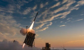 Israel kích hoạt Vòm Sắt giữa xung đột tại Dải Gaza 