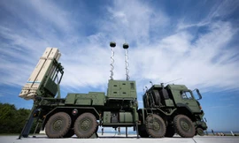 Đức bàn giao hệ thống phòng không IRIS-T SLM cho Ukraine 