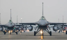 Cộng hòa Séc chuyển giao thiết bị mô phỏng máy bay F-16 cho Ukraine 