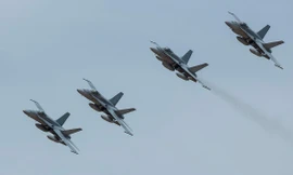 Australia lên kế hoạch gửi tiêm kích ném bom F/A-18 Hornet tới Ukraine