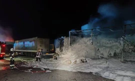 Ukraine nói Nga tấn công ồ ạt, phá hủy trạm kiểm soát gần biên giới 