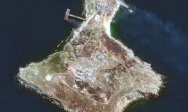 Nga phóng bốn tên lửa Kh-22 về phía đảo Rắn