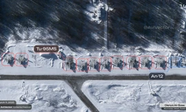 Ảnh vệ tinh tiết lộ gần 50 máy bay chiến đấu Nga xuất hiện tại căn cứ không quân Olenya