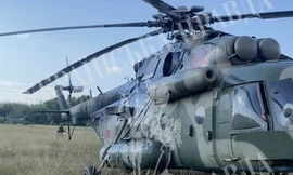 Trực thăng Mi-8 của Nga bị 'dụ' tới Ukraine 
