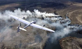 Máy bay không người lái Ukraine sống sót thần kỳ dưới làn hoả lực Nga