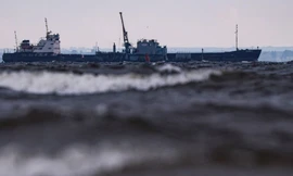 Tình báo Ukraine: Nga rút tàu chiến và vũ khí khỏi Syria