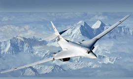 Nga đưa cặp 'Thiên nga trắng’ Tu-160 về vùng Viễn Đông