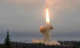 Sức mạnh khủng khiếp của tên lửa siêu vượt âm Oreshnik Nga