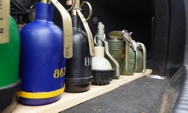 Ukraine khoe bộ sưu tập lựu đạn do phương Tây cung cấp