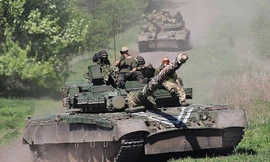 Tăng T-80BV của Nga đối đầu tăng T-64BV của Ukraine trong cuộc xung đột