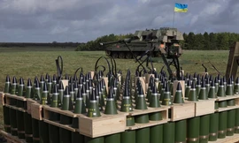 Ukraine mất hàng trăm triệu USD khi mua vũ khí