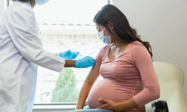 Mỹ phê duyệt vắc xin RSV sử dụng trong thai kỳ 