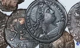 Phát hiện kho tiền cổ dưới đáy biển