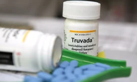 Những người dùng thuốc điều trị HIV hầu như không có khả năng lây lan virus qua đường tình dục 