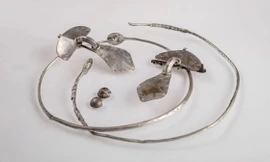 Phát hiện 50 mộ cổ cùng nhiều đồ trang sức quý giá