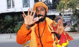 Không tìm được việc vì có… 12 ngón tay