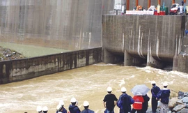 Thủy điện Sông Tranh 2 đóng cửa tích nước nhưng vẫn còn 29 hộ dân chưa di dời khỏi lòng hồ