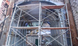 Thêm vòm cầu đá 'trăm tuổi' trên phố Phùng Hưng được đục thông thí điểm