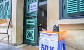 Sau lệnh đóng, cửa hàng ăn, cà phê chuyển hướng bán mang về