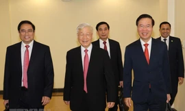 Toàn cảnh phiên khai mạc Hội nghị lần thứ hai BCH Trung ương Đảng khóa XIII