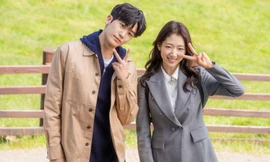 Horoscope 5/5 - 11/5: Bảo Bình trở thành tâm điểm, Ma Kết học cách cân bằng