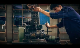 Trường ĐH Sư phạm Kỹ thuật TP. HCM cho sinh viên đã tiêm vắc xin được đến trường thực hành