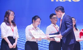 Trường ĐH đầu tiên của Việt Nam đạt chứng nhận 4 sao