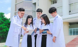 Khoa Y (ĐHQG TP. HCM) xét bổ sung thí sinh không thi ĐGNL đợt 2 và tốt nghiệp trước 2021 